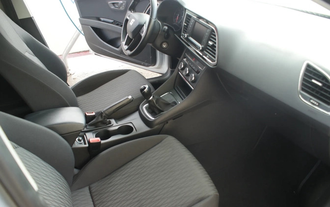 Seat Leon cena 38500 przebieg: 190000, rok produkcji 2015 z Poznań małe 529